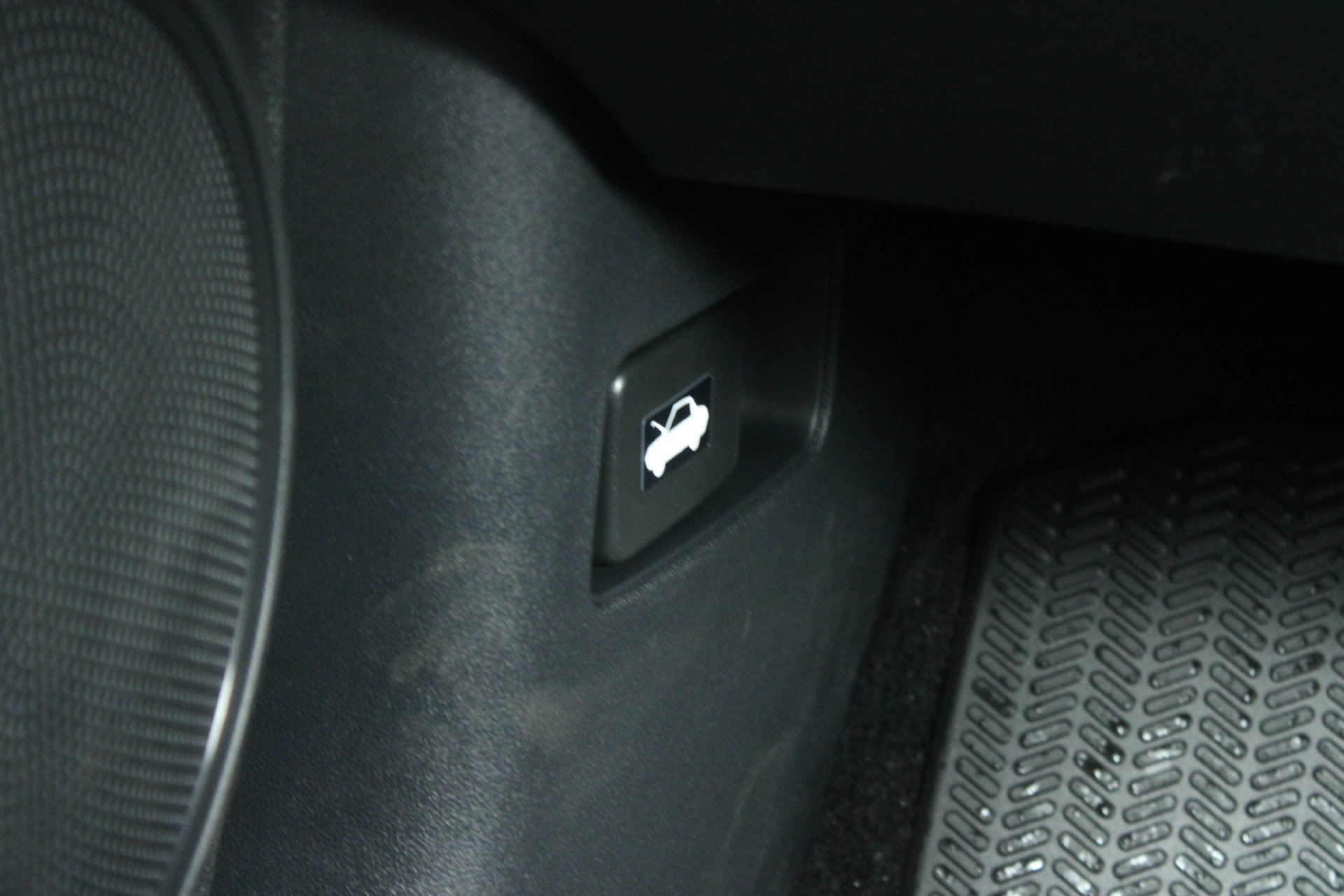 New 2027 Honda HR-V Sport image 27