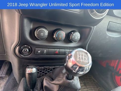 Used 2018 Jeep Wrangler Unlimited Sport AWD/4WD image 27