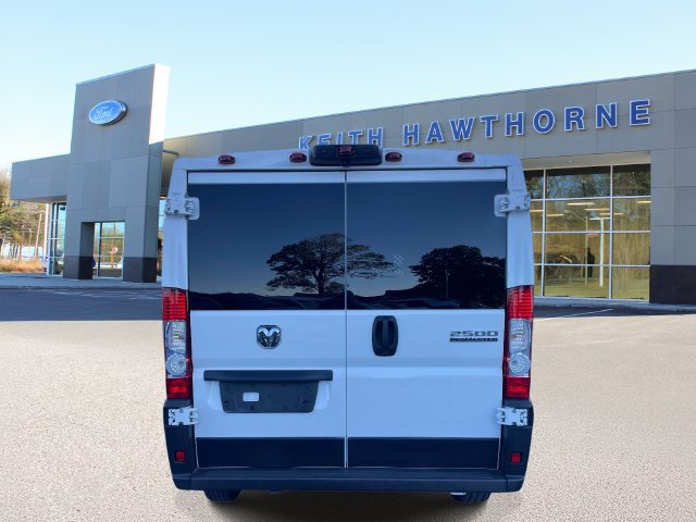 Used 2025 RAM ProMaster 2500 w/ U-Haul Equipment Group FWD image 5