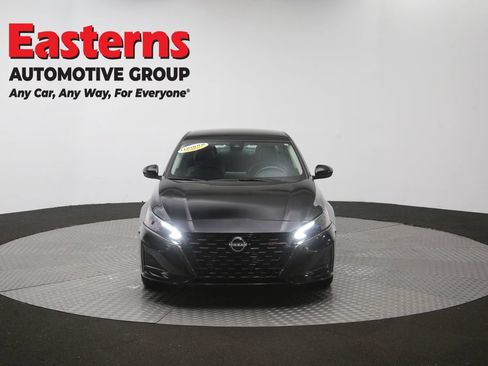 Used 2024 Nissan Altima 2.5 SR FWD image 52