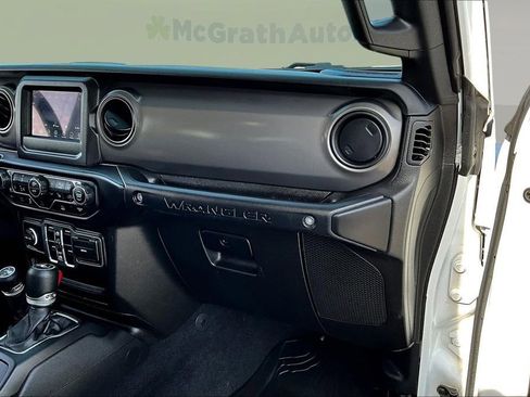 Used 2023 Jeep Wrangler Unlimited w/ Cold Weather Group AWD/4WD image 25