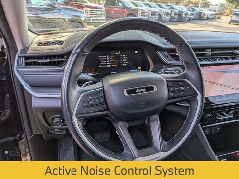 Used 2022 Jeep Grand Cherokee L Limited image 14