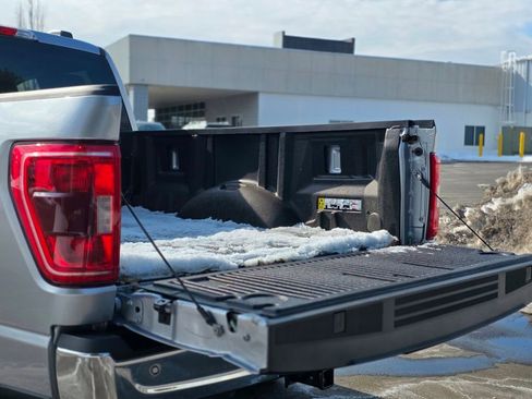 Used 2022 Ford F150 XLT image 6