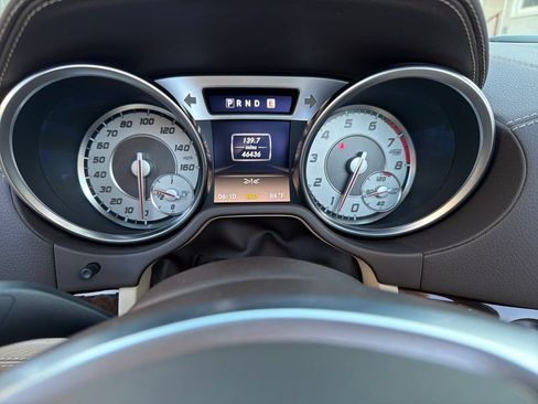 Used 2013 Mercedes-Benz SL 550 image 4