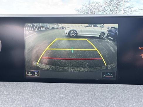 Used 2022 Lexus UX 250h w/ Premium Package image 23