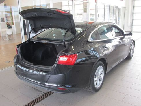 Used 2024 Chevrolet Malibu LT image 30