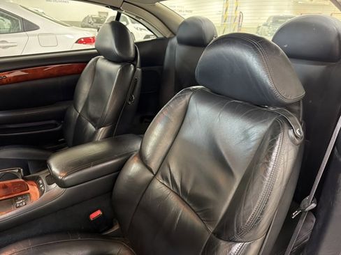 Used 2002 Lexus SC 430 Convertible image 5