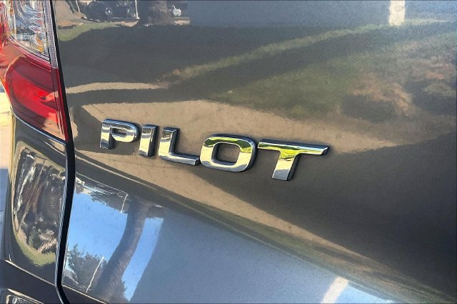 Used 2020 Honda Pilot LX image 8