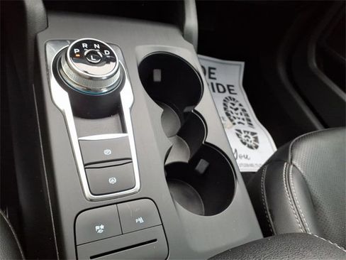 Certified 2022 Ford Escape Titanium image 22