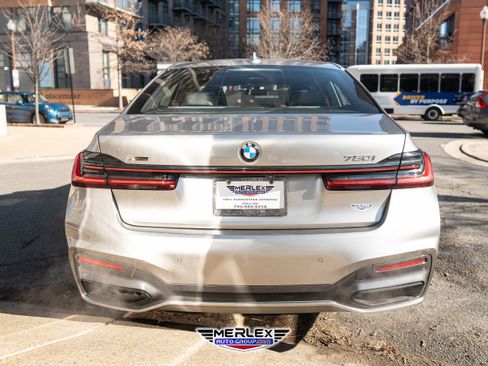 Used 2020 BMW 750i xDrive xDrive M SPORT LINE w/ Executive Package image 6