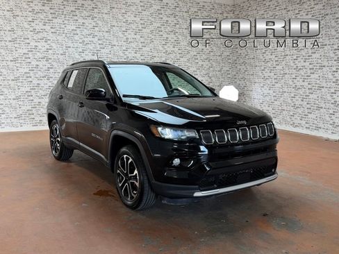 Used 2022 Jeep Compass Limited AWD/4WD image 1