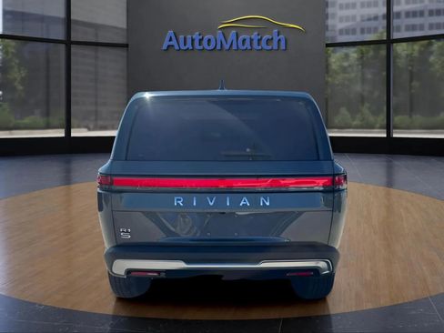 Used 2025 Rivian R1S Adventure AWD/4WD image 9