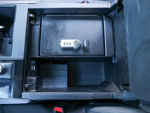 Used 2024 Toyota Tundra SR5 image 30