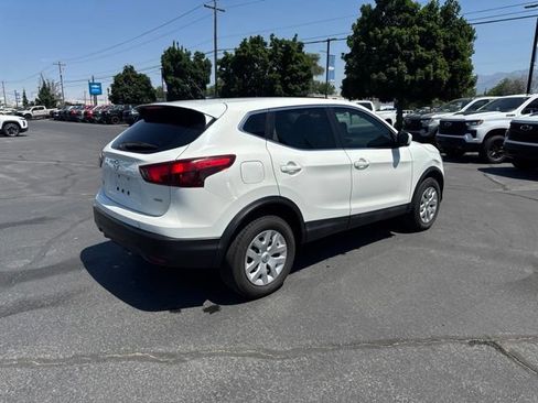Used 2019 Nissan Rogue Sport S AWD/4WD image 4