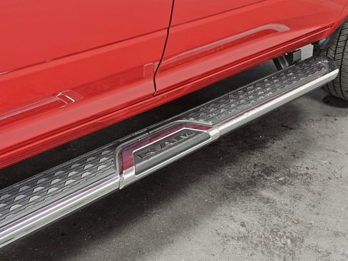 Used 2024 RAM 2500 Big Horn w/ Bed Utility Group image 10