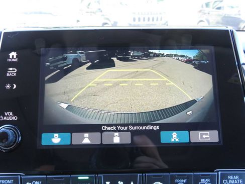 Used 2018 Honda Odyssey Elite image 25