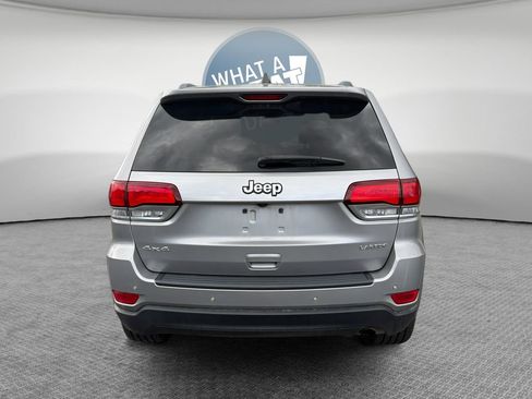 Used 2021 Jeep Grand Cherokee Laredo AWD/4WD image 5