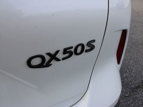 Used 2023 INFINITI QX50 Sport image 53