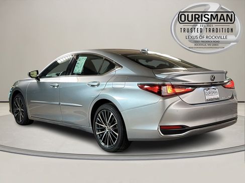 Certified 2023 Lexus ES 250 w/ Premium Package image 7