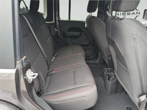 Used 2023 Jeep Wrangler Unlimited Rubicon w/ Safety Group AWD/4WD image 25