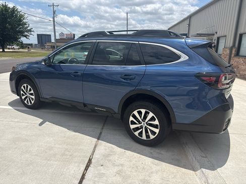 Used 2021 Subaru Outback Premium AWD/4WD image 15
