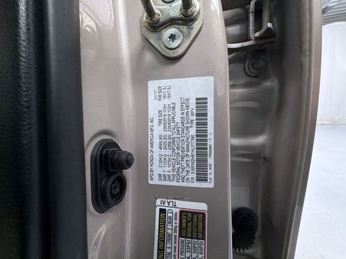 Used 2017 Honda CR-V EX-L image 18