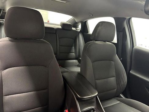 Used 2017 Chevrolet Malibu LT w/ Driver Confidence Package image 26