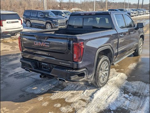 Used 2024 GMC Sierra 1500 Denali w/ Technology Package AWD/4WD image 7