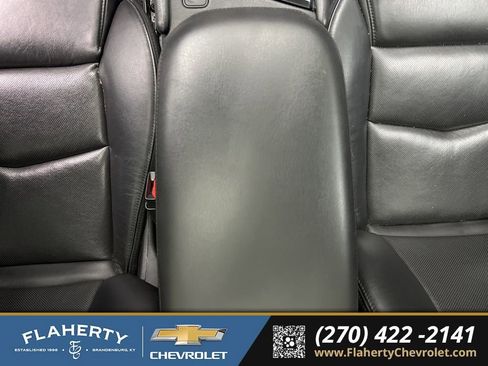 Used 2017 Cadillac XT5 Luxury image 37