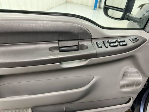Used 2004 Ford F350 XL AWD/4WD image 19