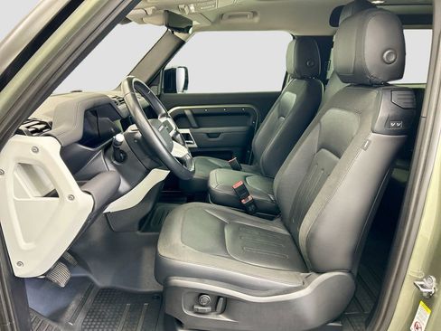 Used 2021 Land Rover Defender 90 First Edition image 5