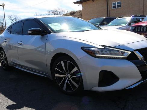 Used 2022 Nissan Maxima SV w/ Floor Mat Group image 3