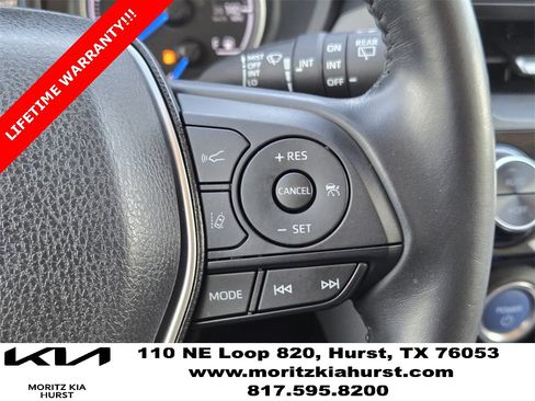 Used 2021 Toyota Venza LE image 29