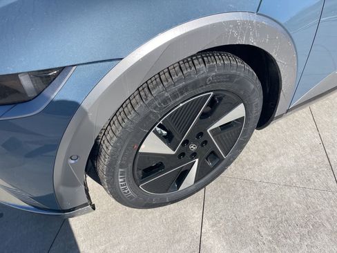 New 2026 Hyundai Ioniq 5 Limited image 9