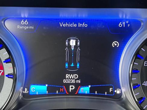 Used 2018 Chrysler 300 S image 29