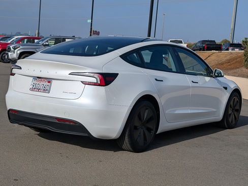 Used 2025 Tesla Model 3 Long Range image 13