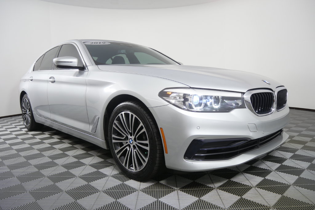 Used 2019 BMW 540i RWD image 2