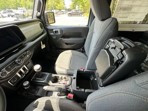 New 2026 Jeep Wrangler Sport AWD/4WD image 22
