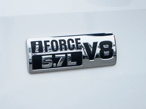 Used 2018 Toyota Tundra SR5 w/ TRD Off Road Package image 37