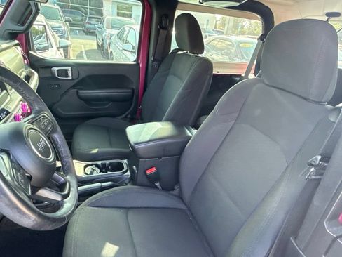 Used 2021 Jeep Wrangler Sport AWD/4WD image 27