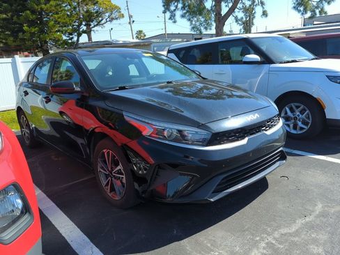 Certified 2024 Kia Forte LXS image 1