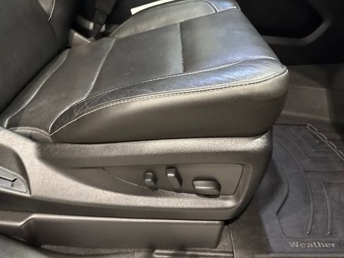 Used 2020 Chevrolet Tahoe Premier AWD/4WD image 13