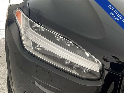 Certified 2023 Volvo XC90 T8 Plus image 37