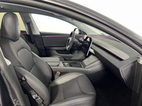 Used 2024 Tesla Model 3 Standard Range image 30