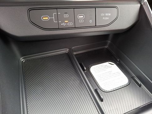 New 2026 Kia Carnival SX Prestige image 23