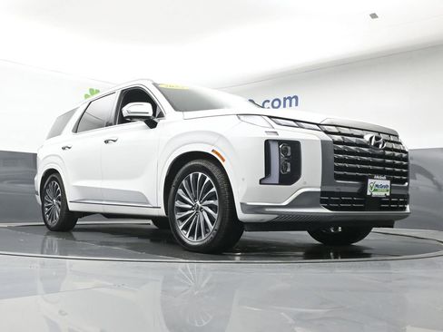Used 2024 Hyundai Palisade Calligraphy image 30