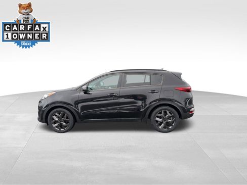 Certified 2022 Kia Sportage Nightfall Edition image 8