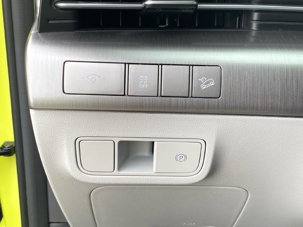 Used 2024 Hyundai Kona SEL FWD image 21