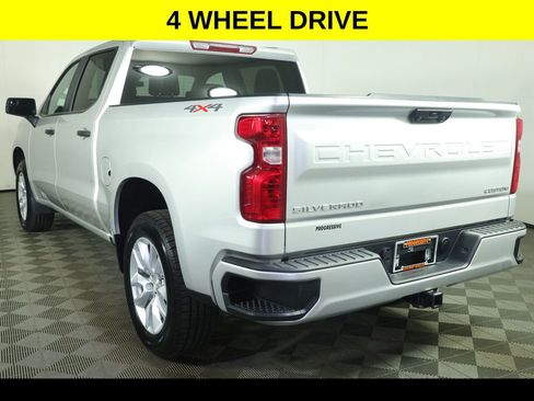 Used 2022 Chevrolet Silverado 1500 Custom AWD/4WD image 5