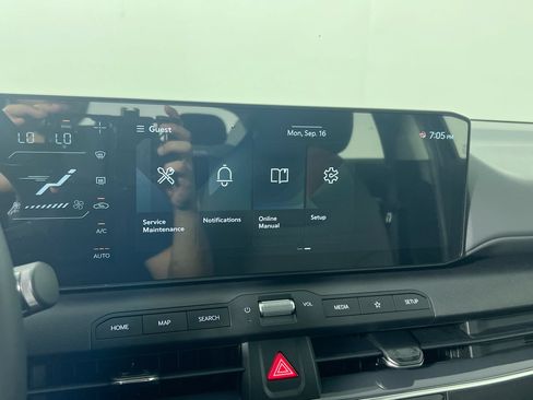 Certified 2025 Kia K4 EX FWD image 27